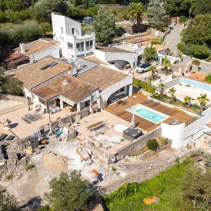 Projet villa 10 chambres – Grimaud