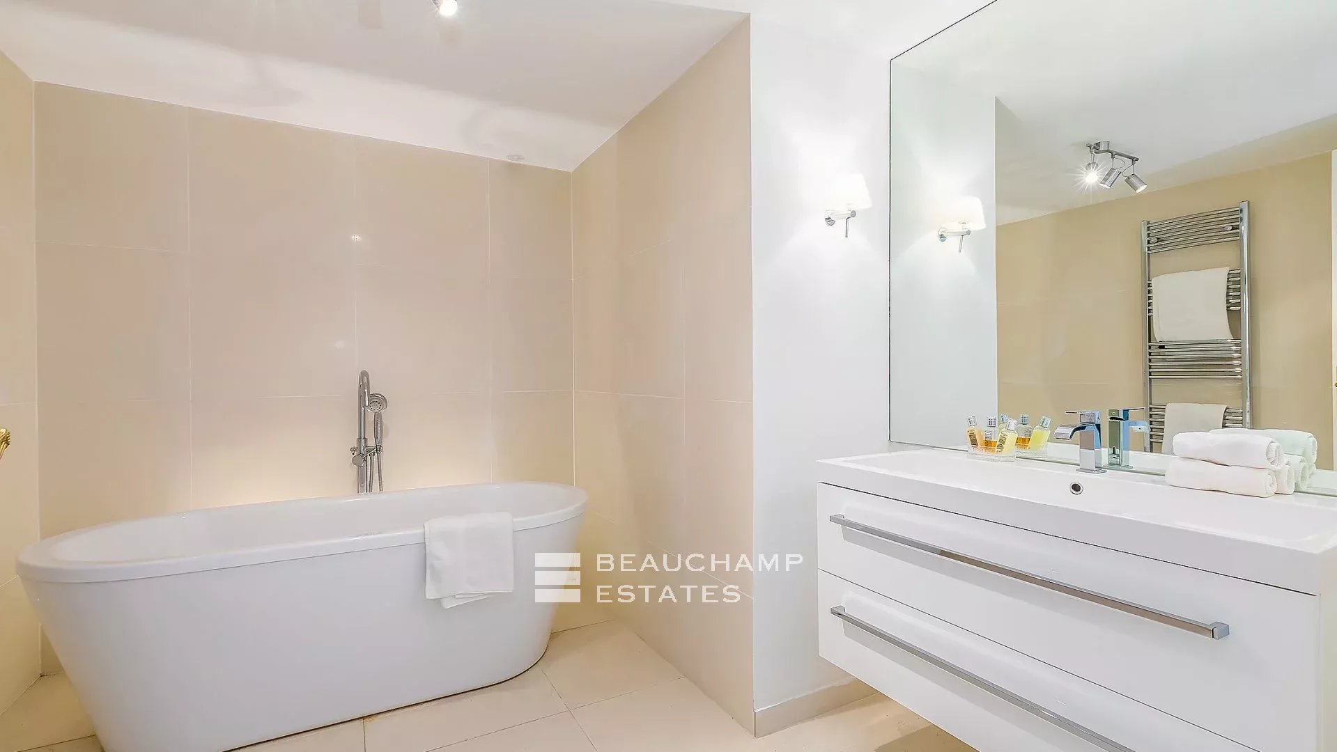 Cannes – Provençal Villa with 4 bedrooms Cannes – Provençal Villa with 4 bedrooms