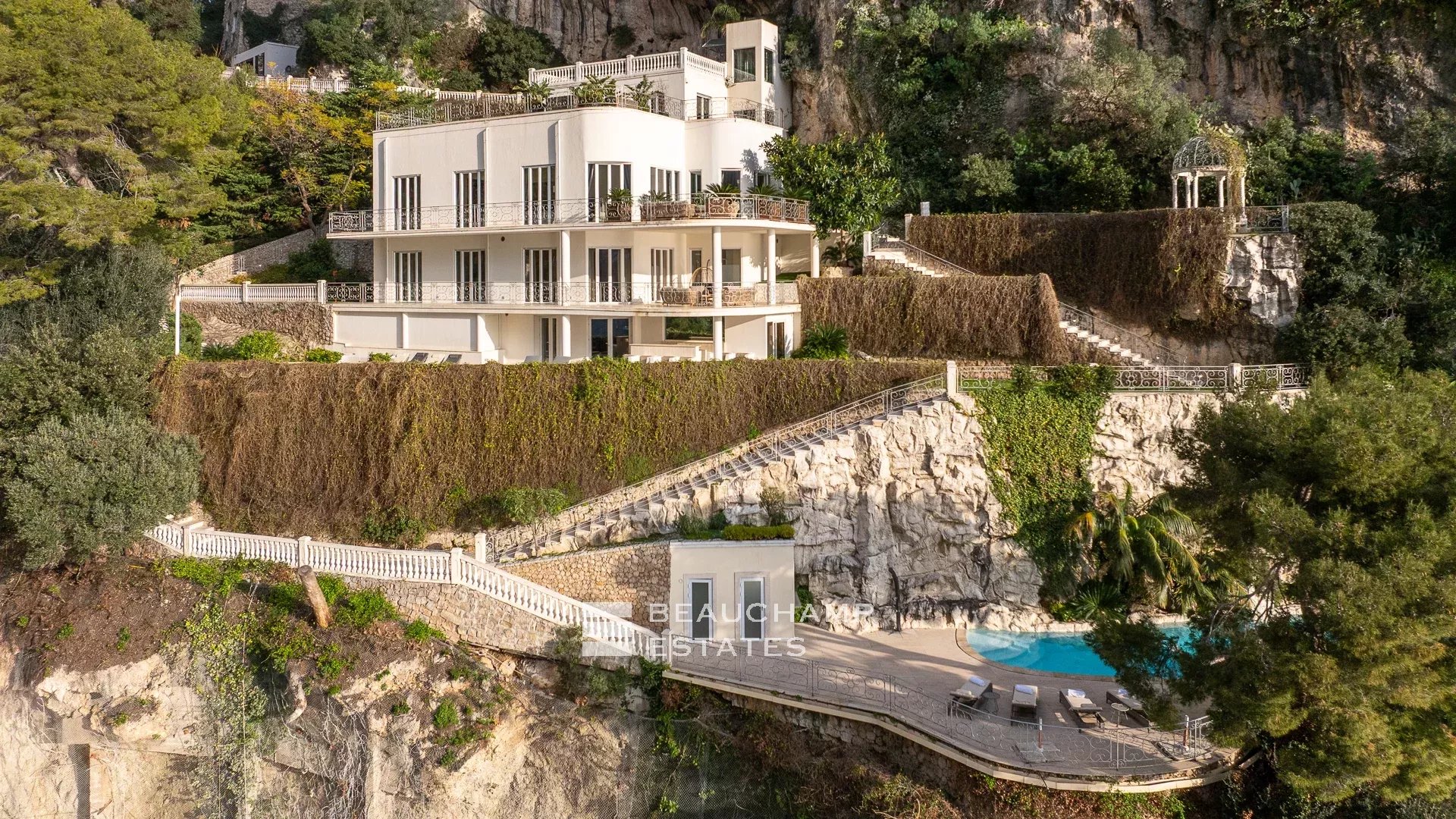 Newly redeveloped waterfront villa Cap d’Ail Newly redeveloped waterfront villa Cap d’Ail