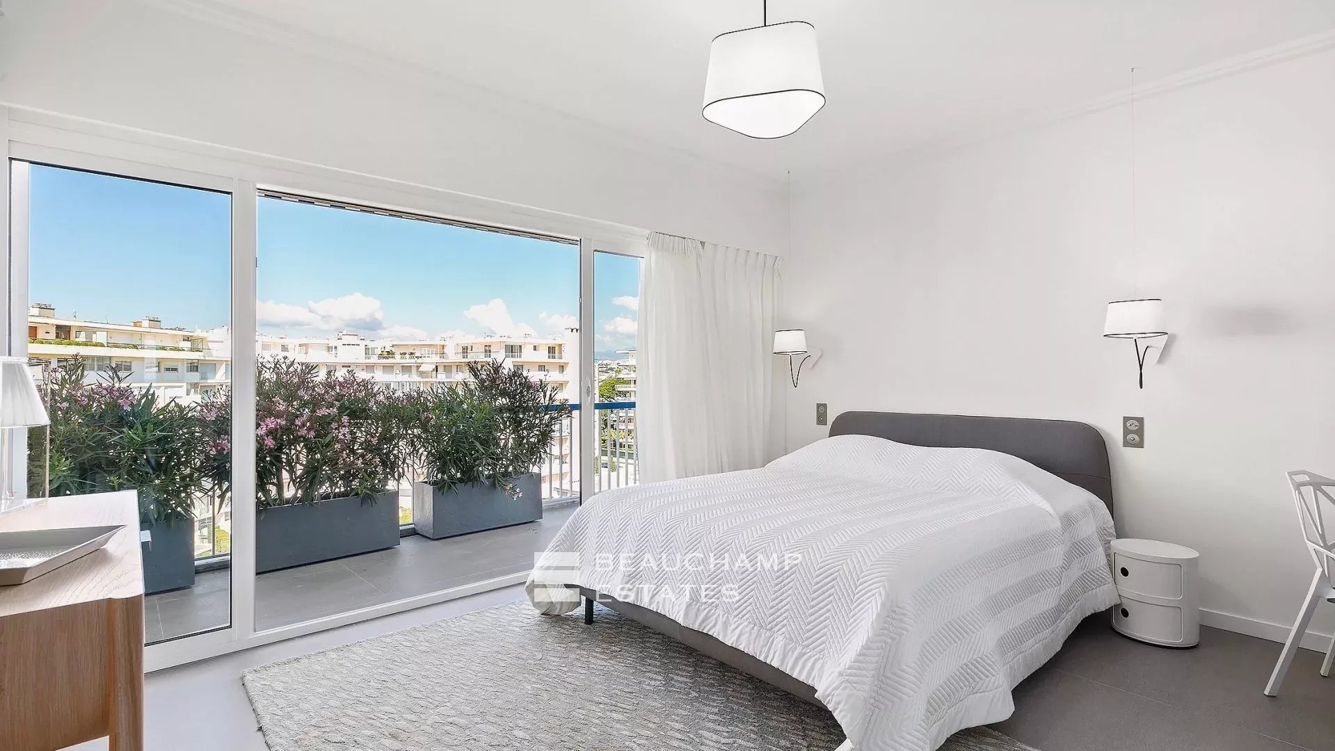 Cannes Palm Beach – Roof top apartment Cannes Palm Beach – Roof top apartment