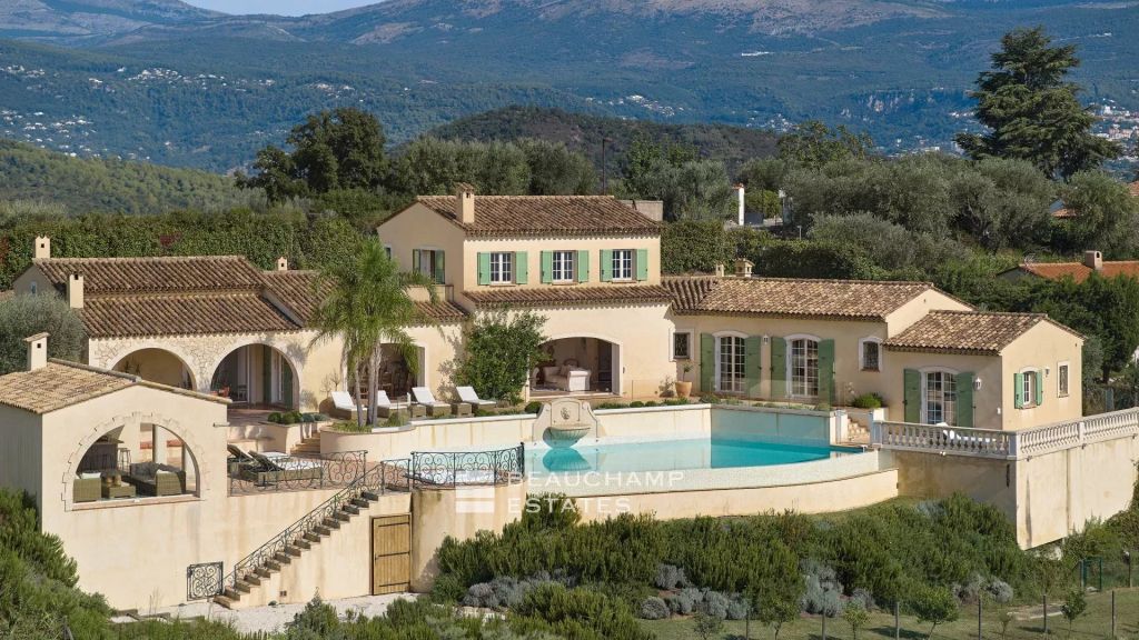 Provençal villa with panoramic view – Pégomas