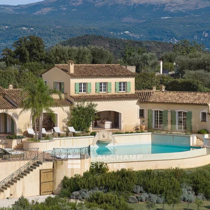 Provençal villa with panoramic view – Pégomas
