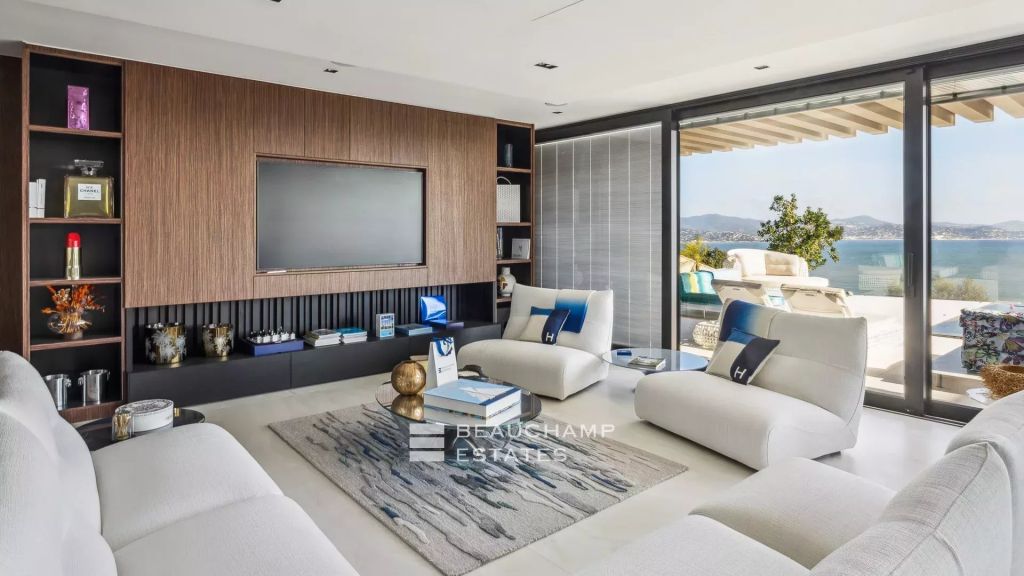 Majestic Sea View – Exceptional Contemporary Villa, Saint-Tropez, 6 Bedrooms, Prime Location