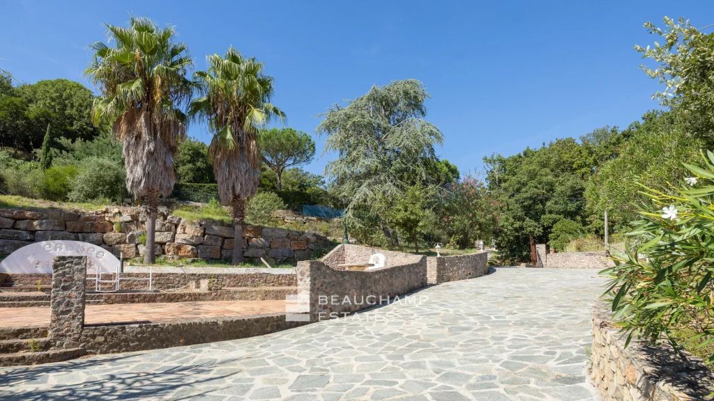 10-bedroom villa project – Grimaud