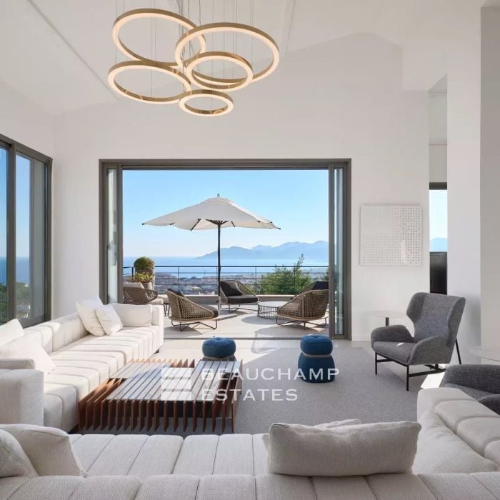 contemporary villa 5 bedrooms with panoramic sea views – Cannes
