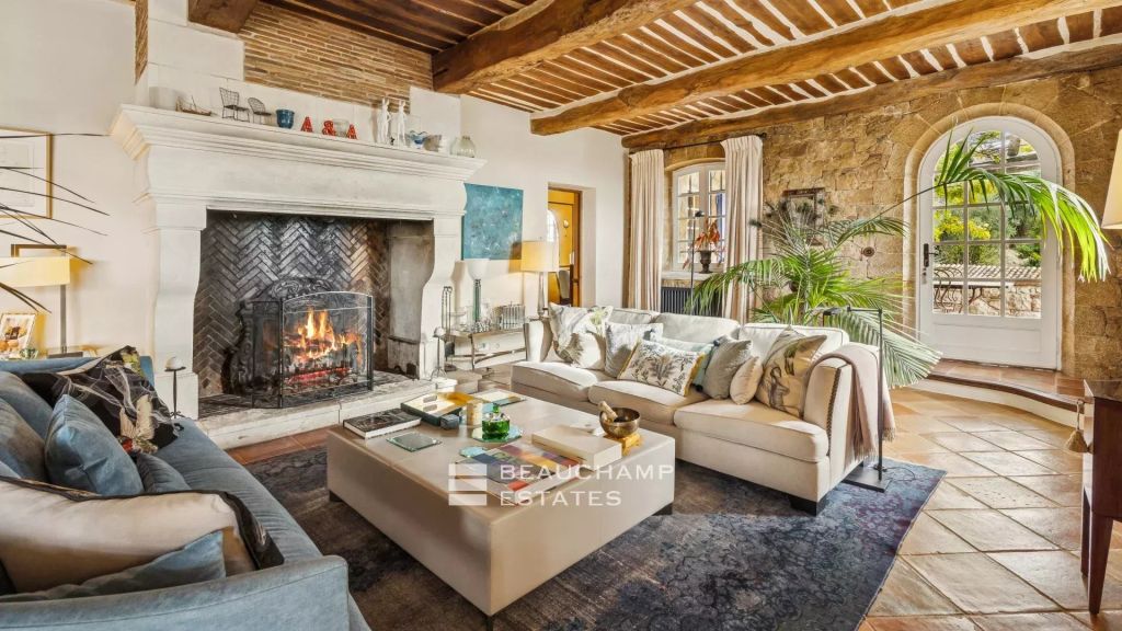 Stone bastide with sea view – Cabris