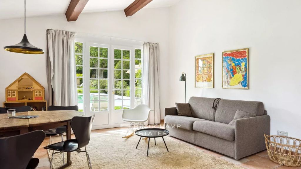 Charming property with outbuildings