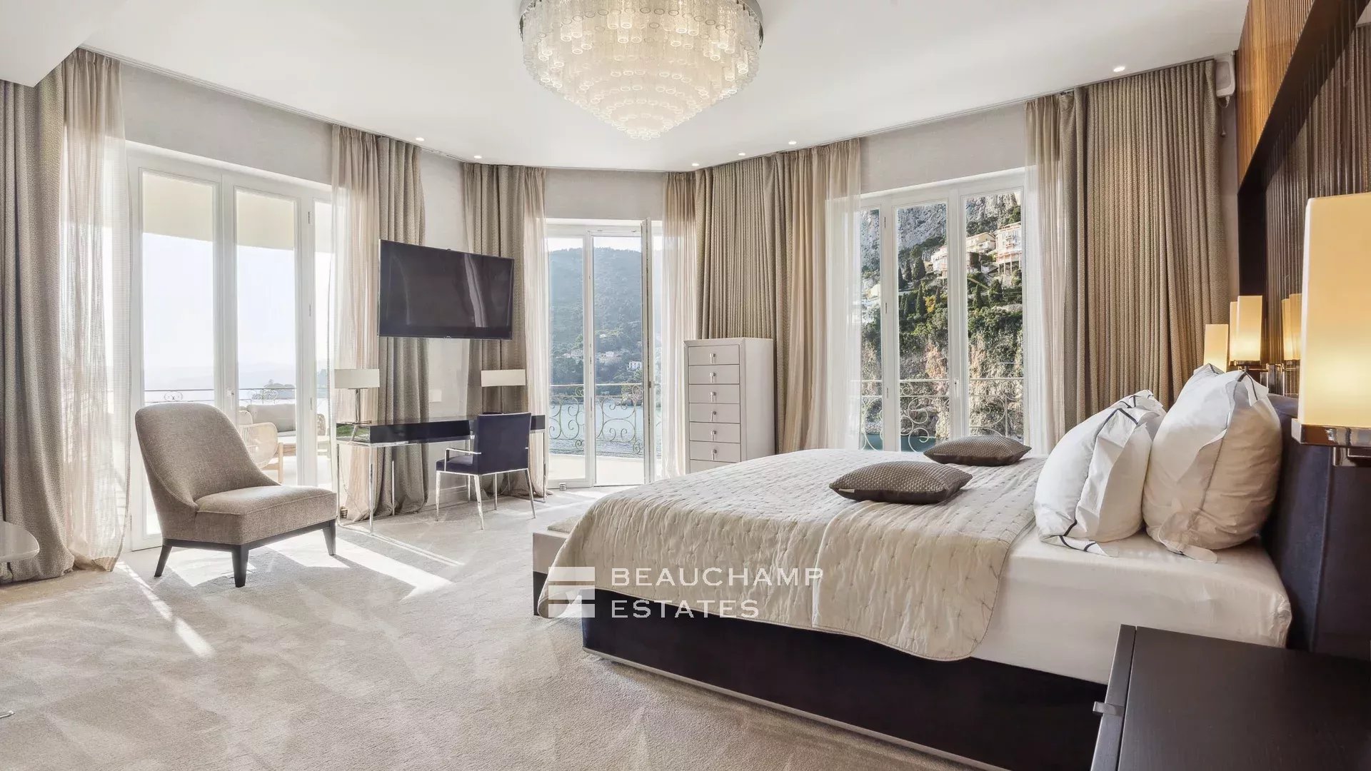 Newly redeveloped waterfront villa Cap d’Ail Newly redeveloped waterfront villa Cap d’Ail