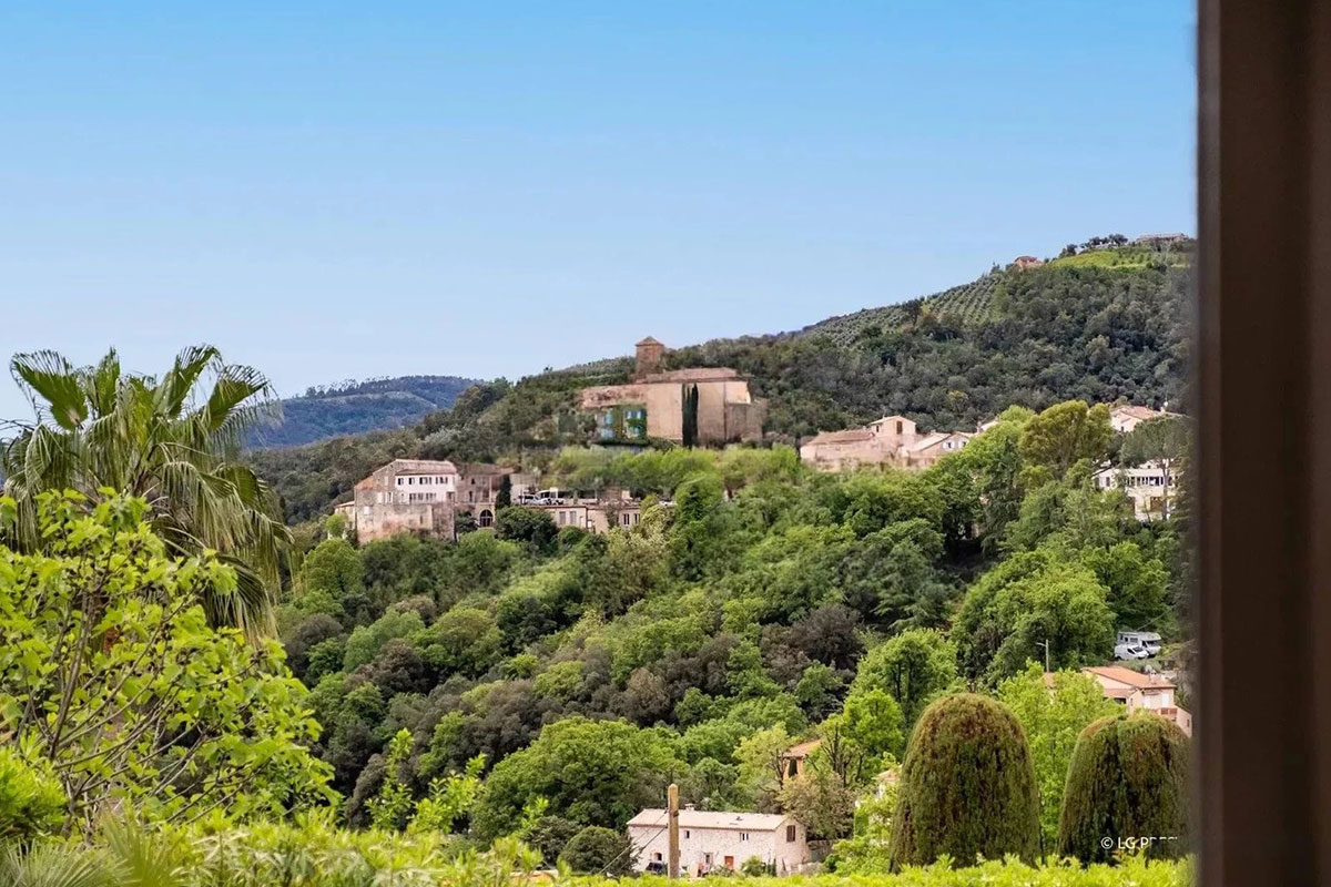 Luxury property for sale in Auribeau-sur-Siagne | Beauchamp Estates