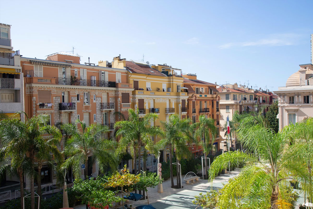 Luxury property for sale in Beausoleil | Beauchamp Estates