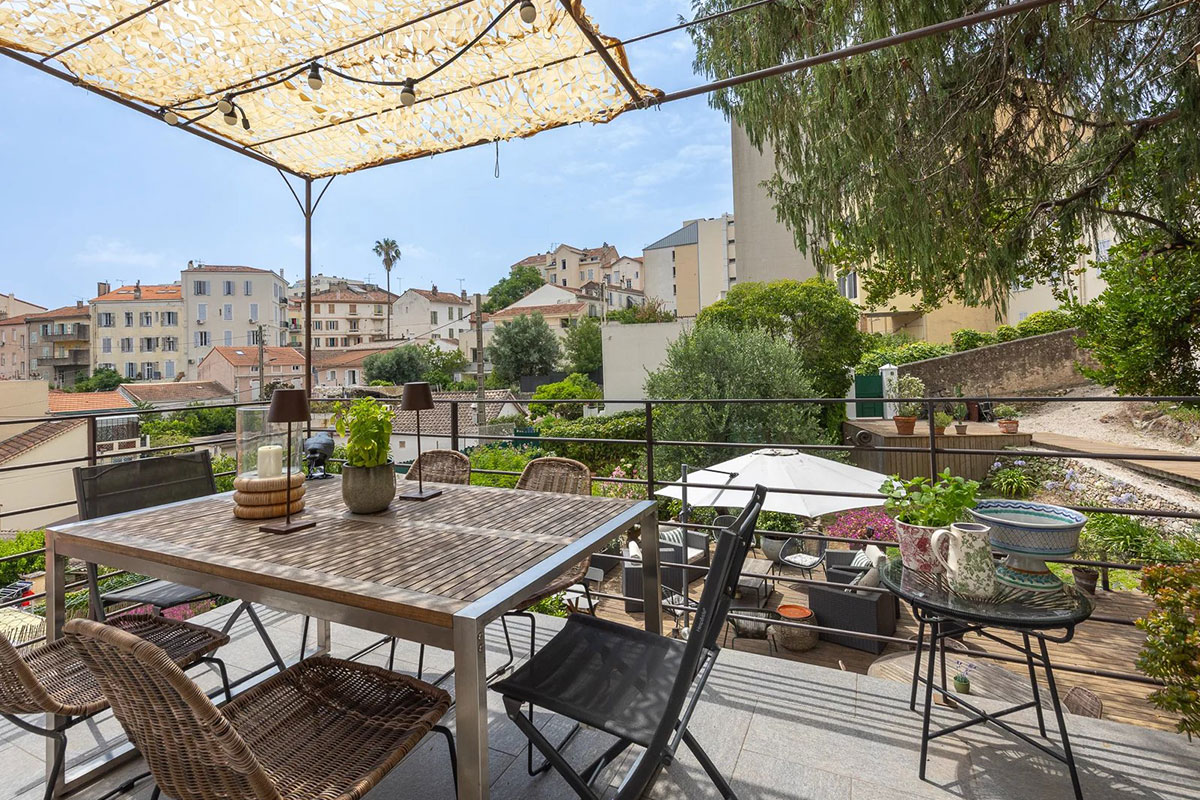 Luxury property for sale Cannes Petit Juas | Beauchamp Luxury property for sale Cannes Petit Juas | Beauchamp