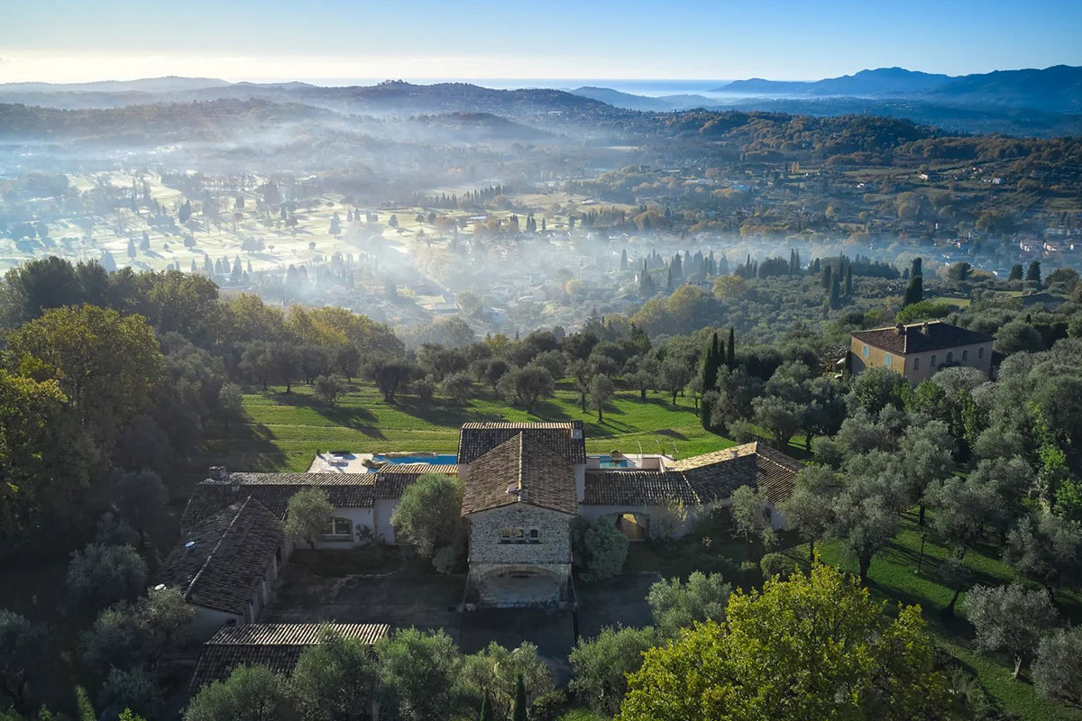 Luxury property for sale in Chateauneuf-de-Grasse | Beauchamp Luxury property for sale in Chateauneuf-de-Grasse | Beauchamp