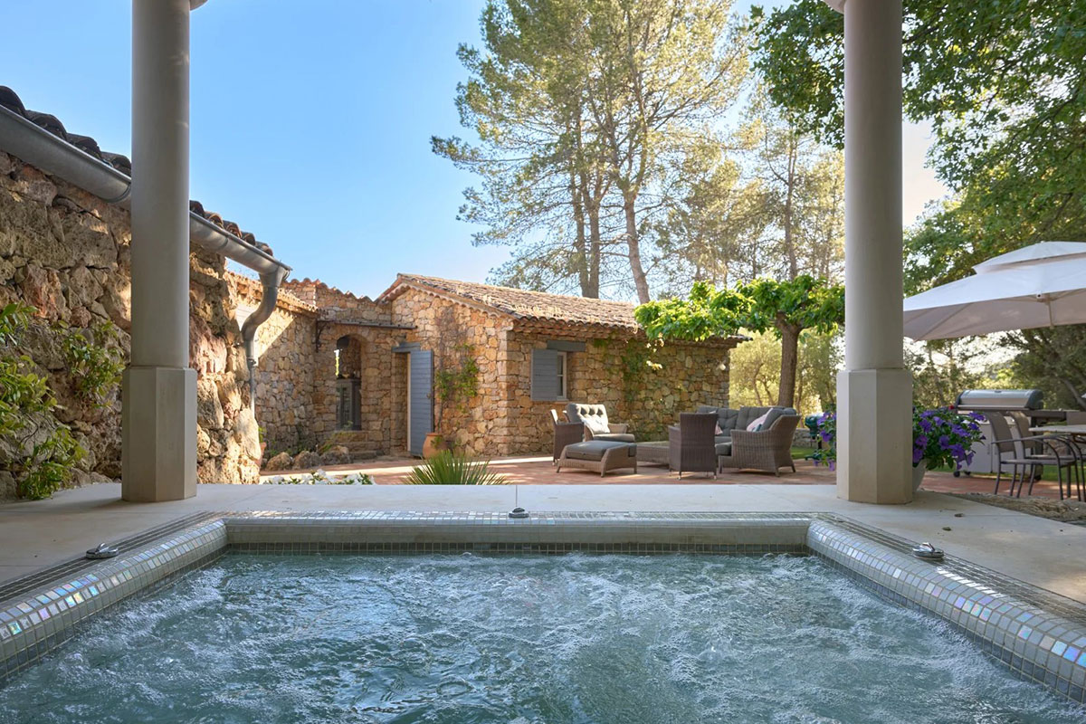 Luxury property for sale in Cogolin | Beauchamp Estates