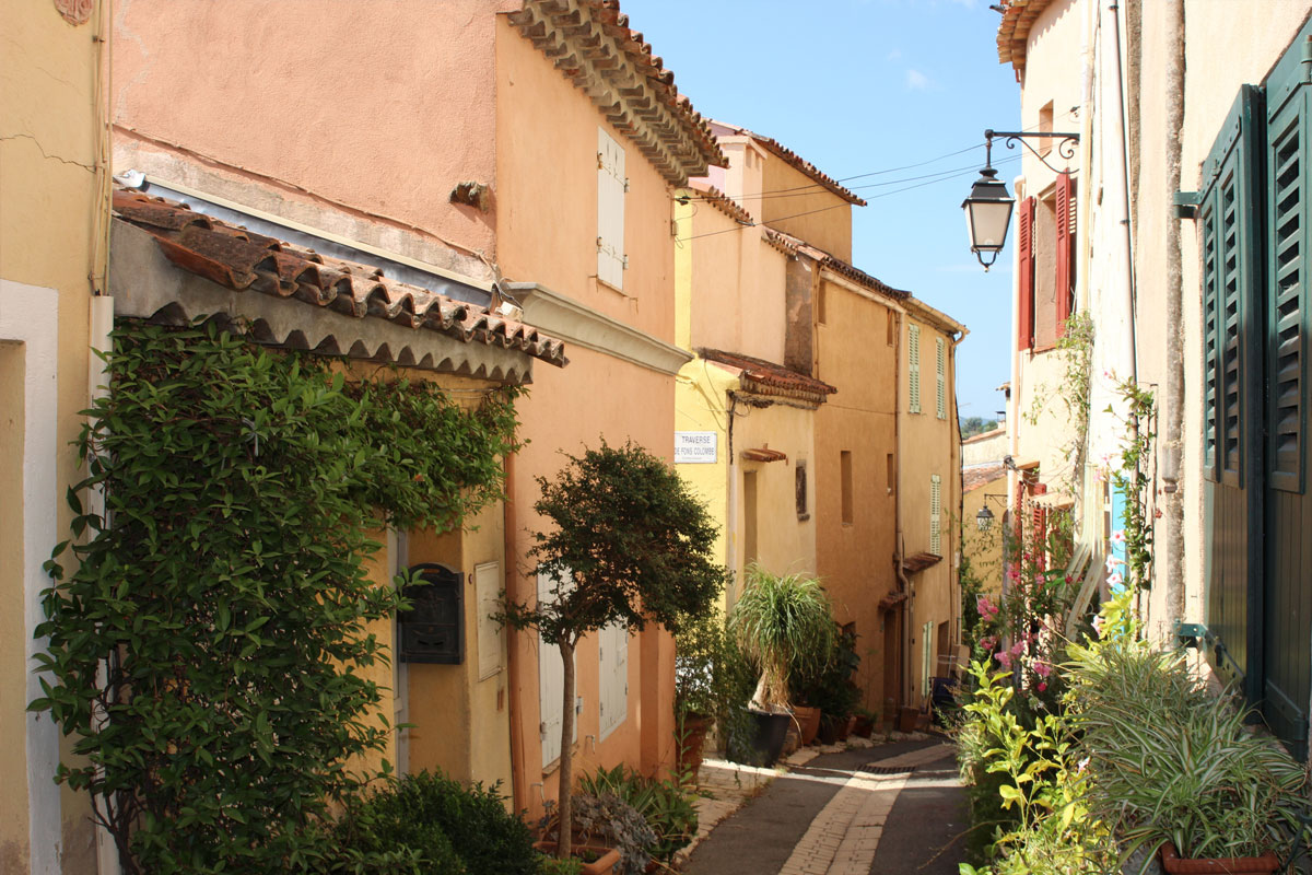 Luxury property for sale in Cogolin | Beauchamp Estates