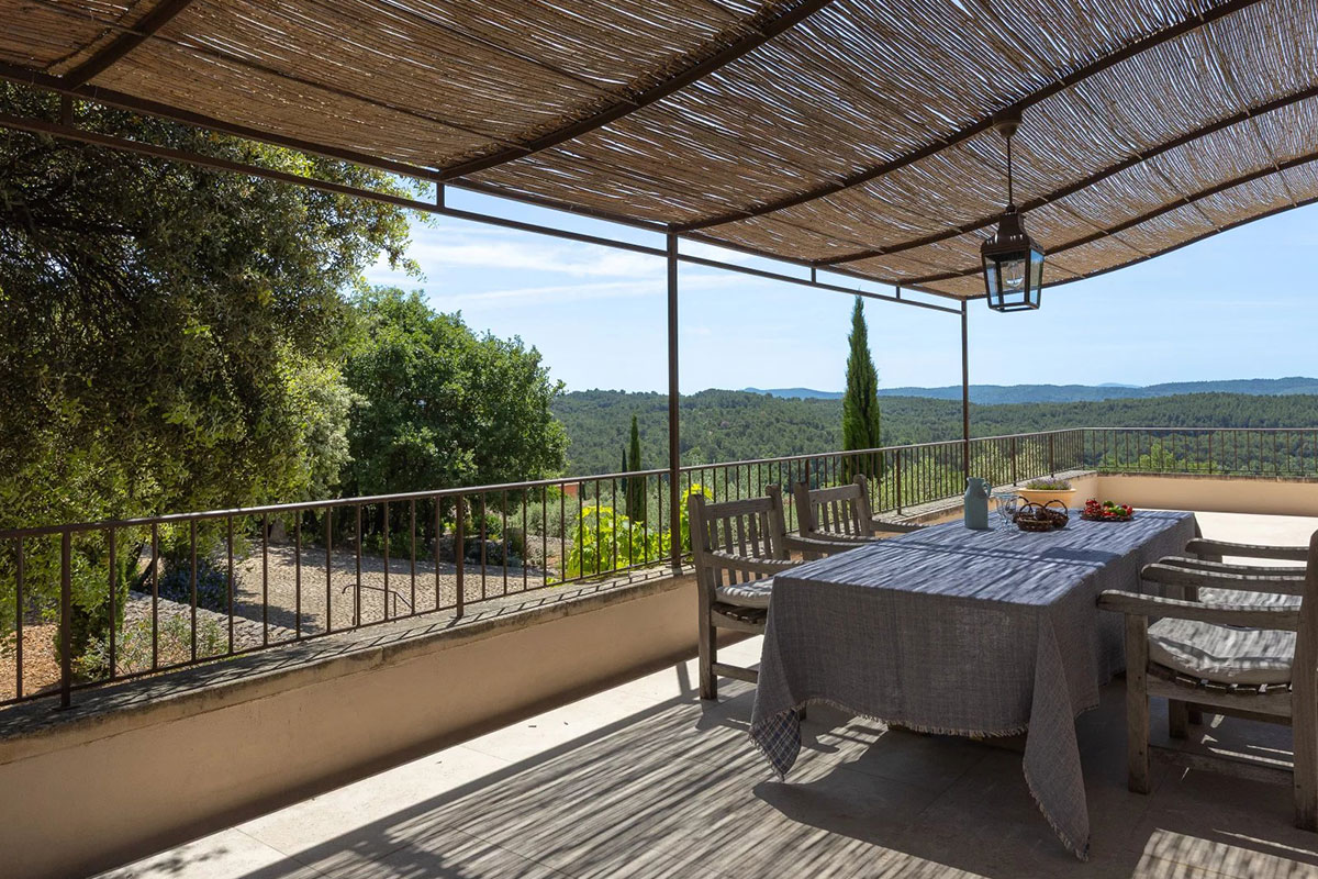 Luxury property for sale in Entrecasteaux | Beauchamp Estates