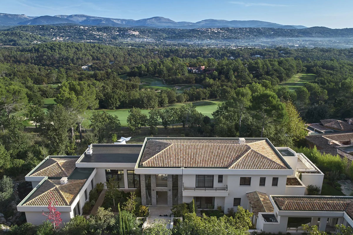 Luxury property for sale in Montauroux | Beauchamp Estates Luxury property for sale in Montauroux | Beauchamp Estates