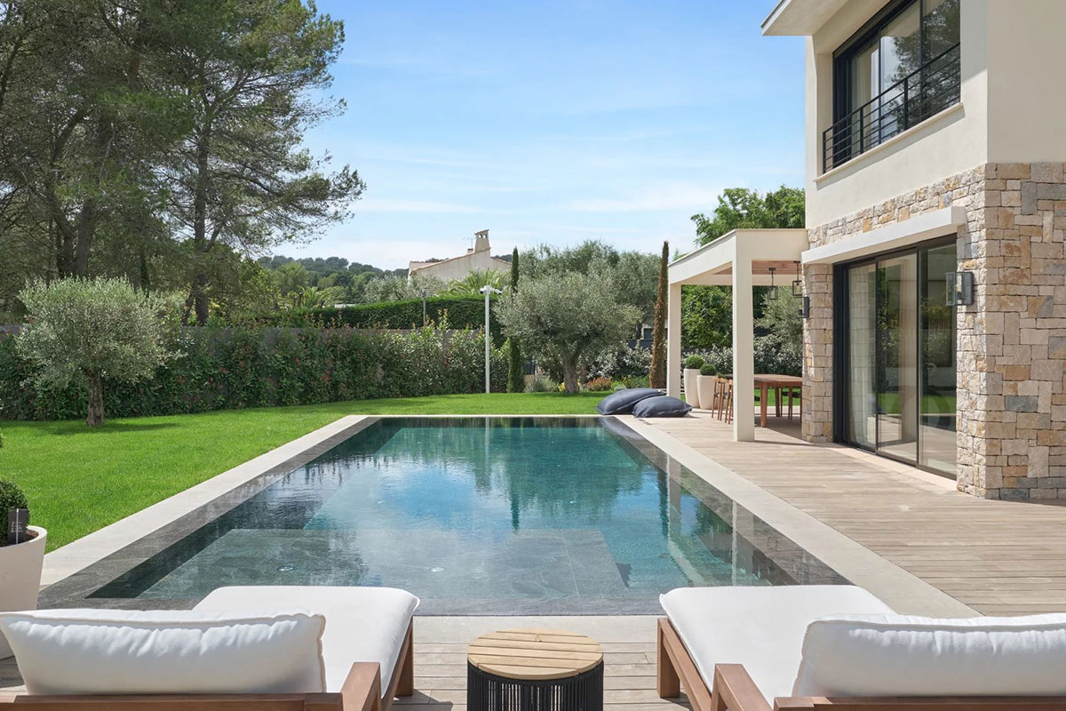 Luxury property for sale in Mouans-Sartoux | Beauchamp Estates