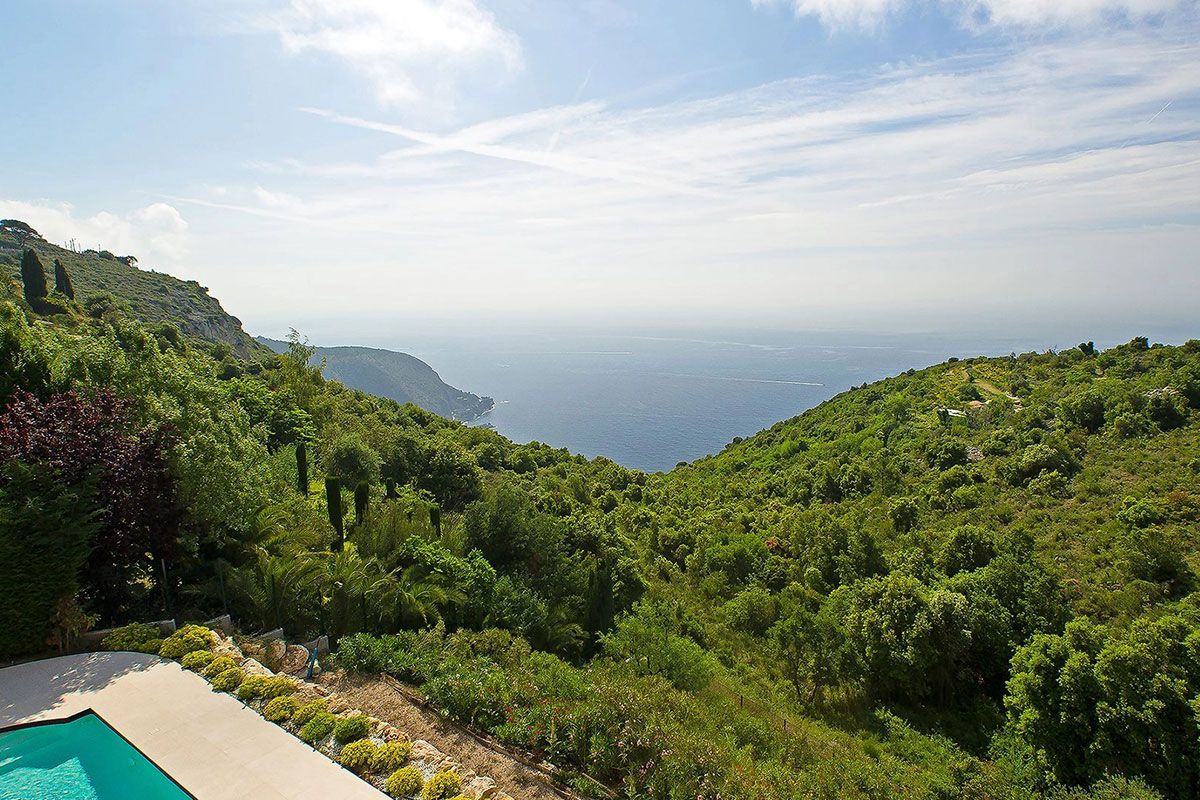 Luxury property for sale in Saint-Jean-Cap-Ferrat area | Beauchamp Estates Luxury property for sale in Saint-Jean-Cap-Ferrat area | Beauchamp Estates