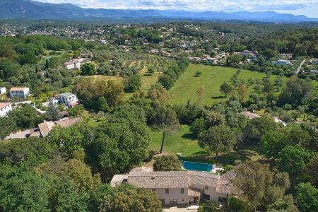 Luxury property for sale in Valbonne | Beauchamp