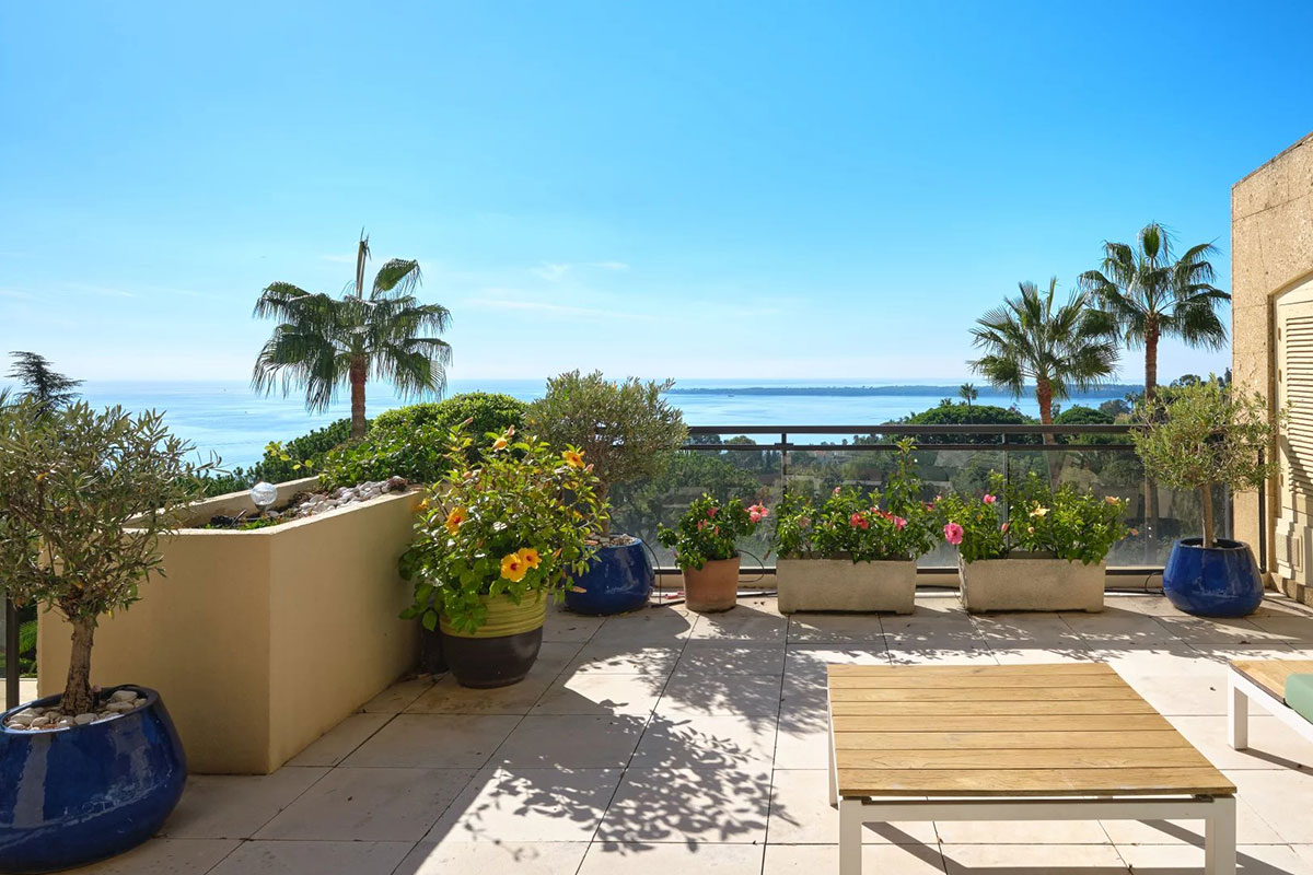 Luxury property for sale Vallauris | Beauchamp Luxury property for sale Vallauris | Beauchamp