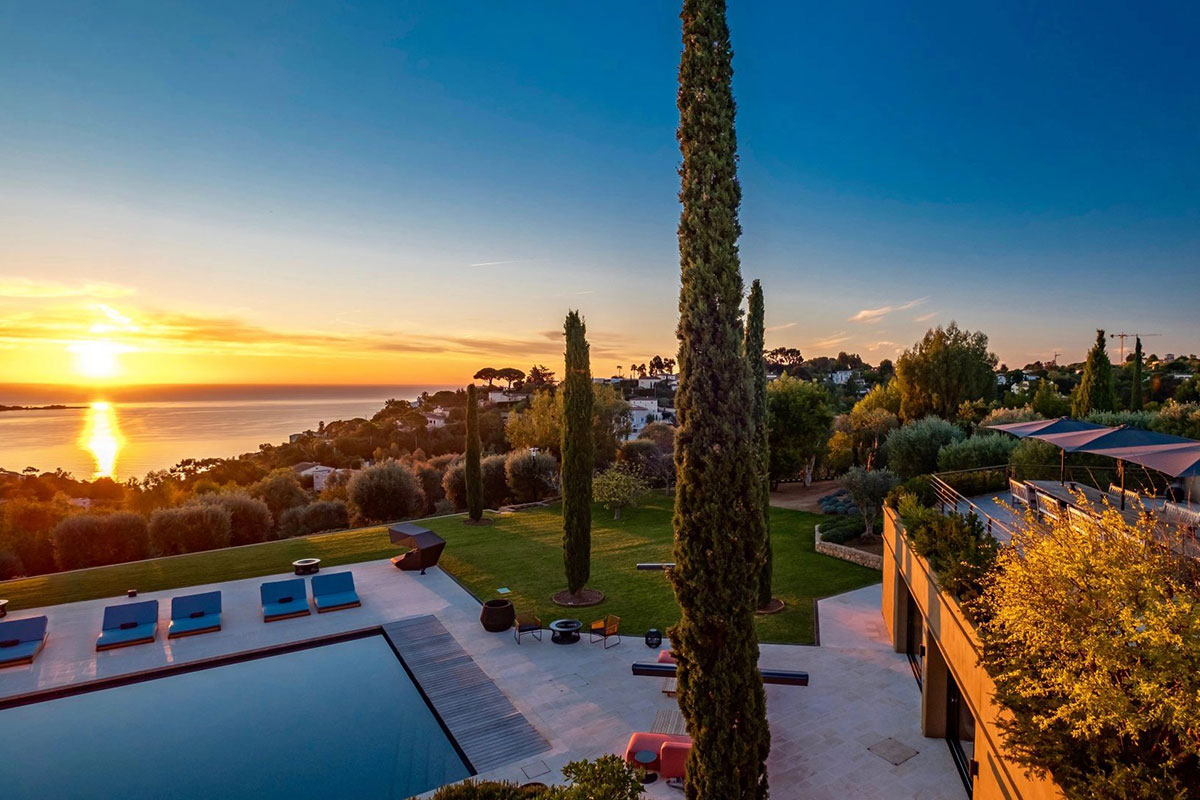 Luxury Cannes holiday rentals | Beauchamp Estates Luxury Cannes holiday rentals | Beauchamp Estates