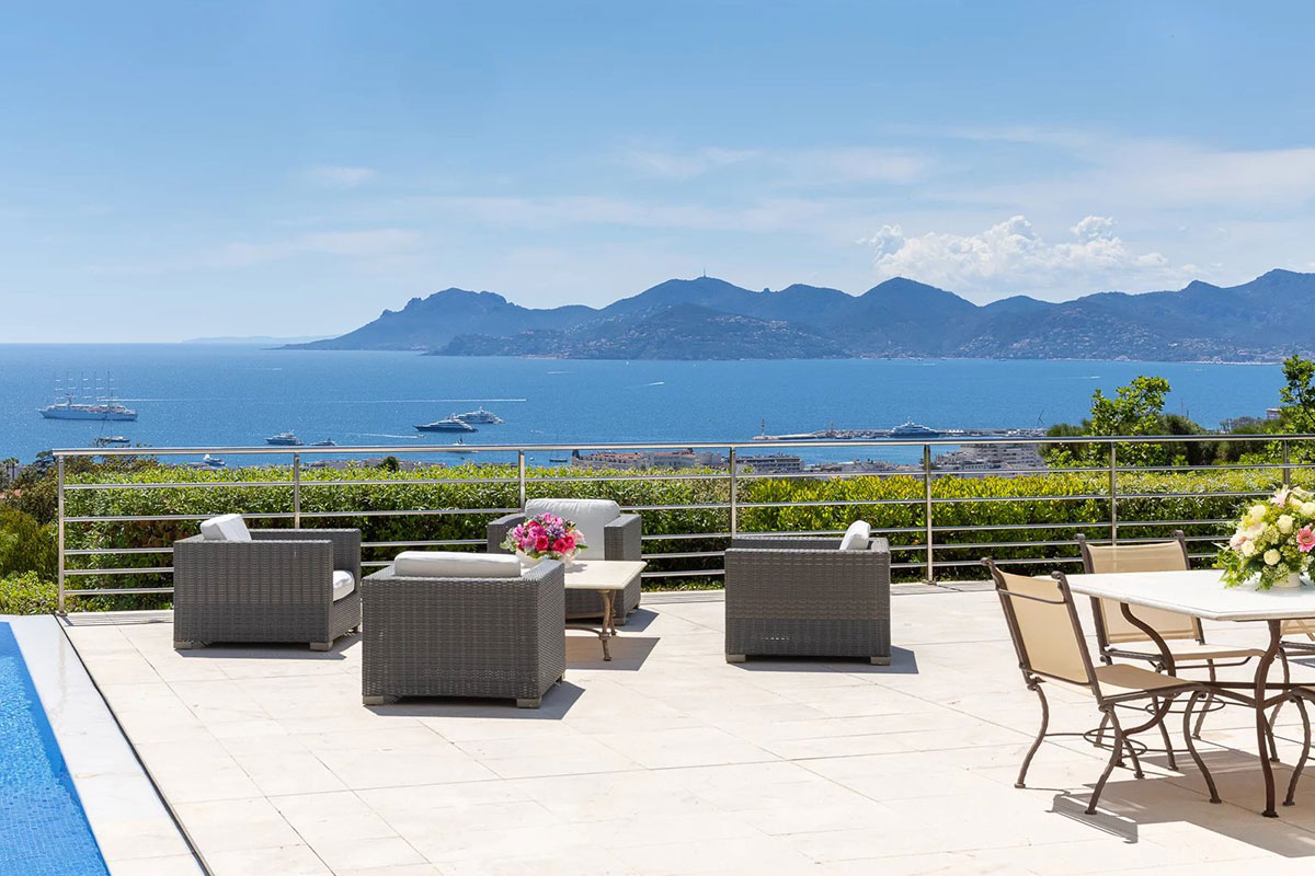 Luxury Cannes holiday villa rentals | Beauchamp Estates Luxury Cannes holiday villa rentals | Beauchamp Estates