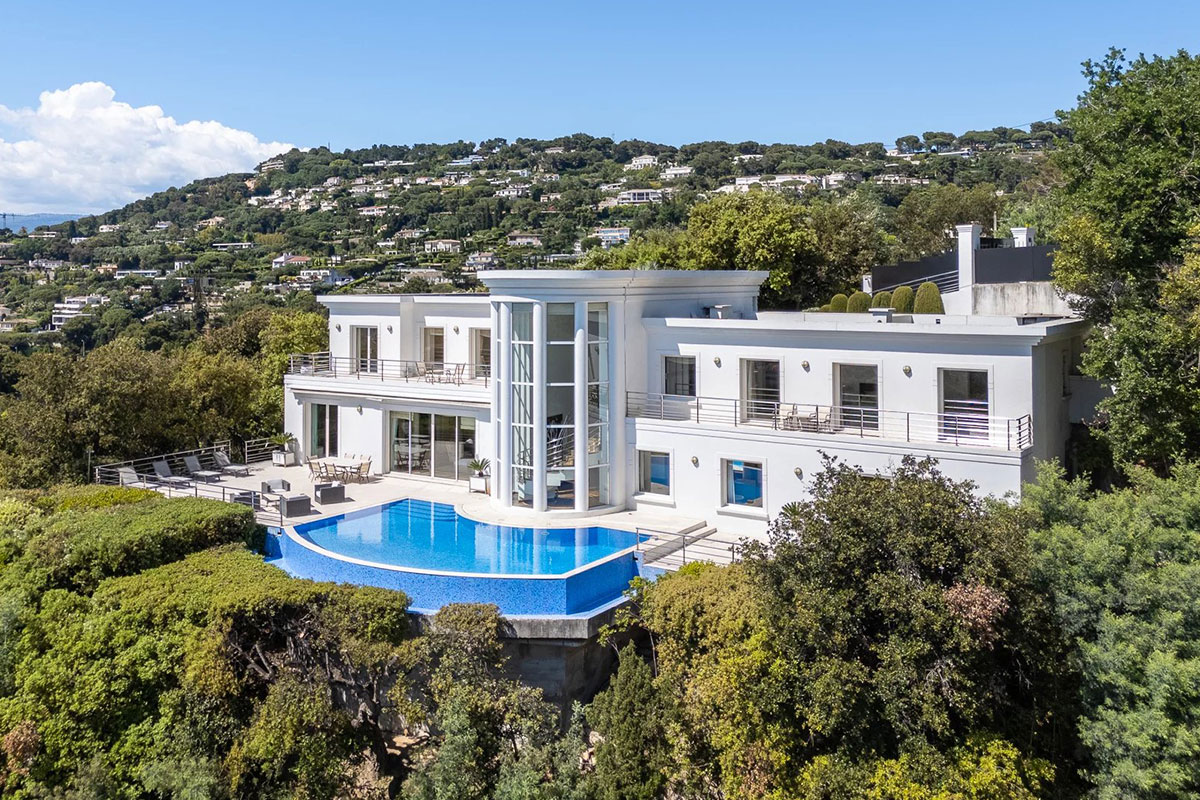 Luxury Cannes holiday villa rentals | Beauchamp Estates Luxury Cannes holiday villa rentals | Beauchamp Estates