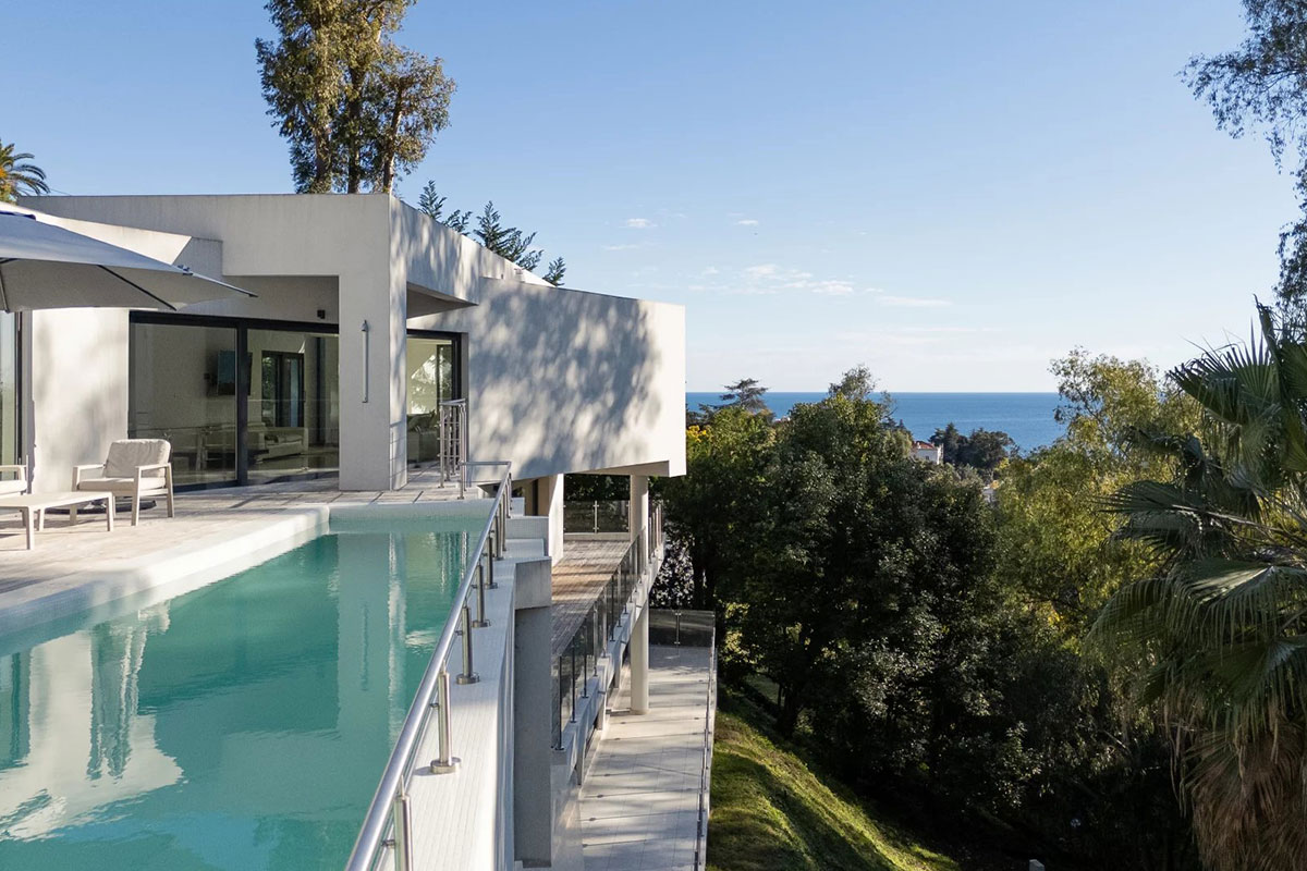 Luxury Cannes holiday villa rentals | Beauchamp Estates Luxury Cannes holiday villa rentals | Beauchamp Estates