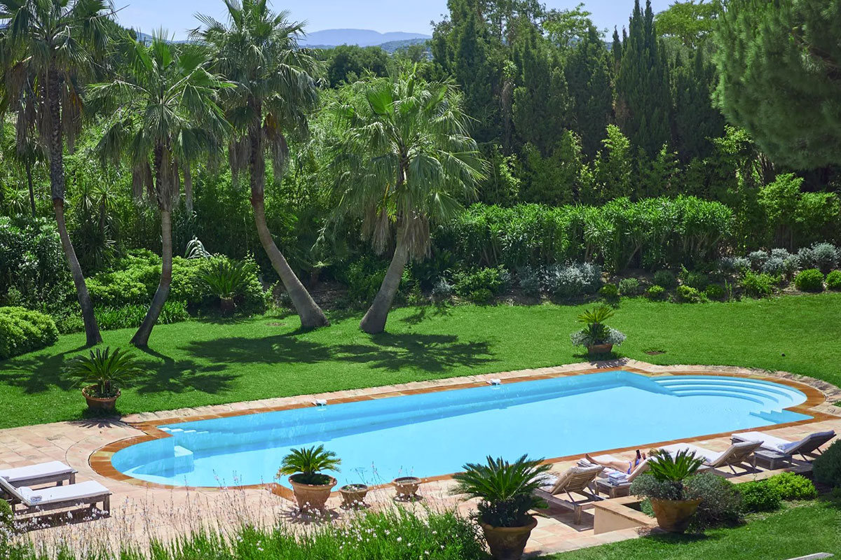 Luxury Saint-Tropez holiday rentals surrounding villages | Beauchamp Estates Luxury Saint-Tropez holiday rentals surrounding villages | Beauchamp Estates