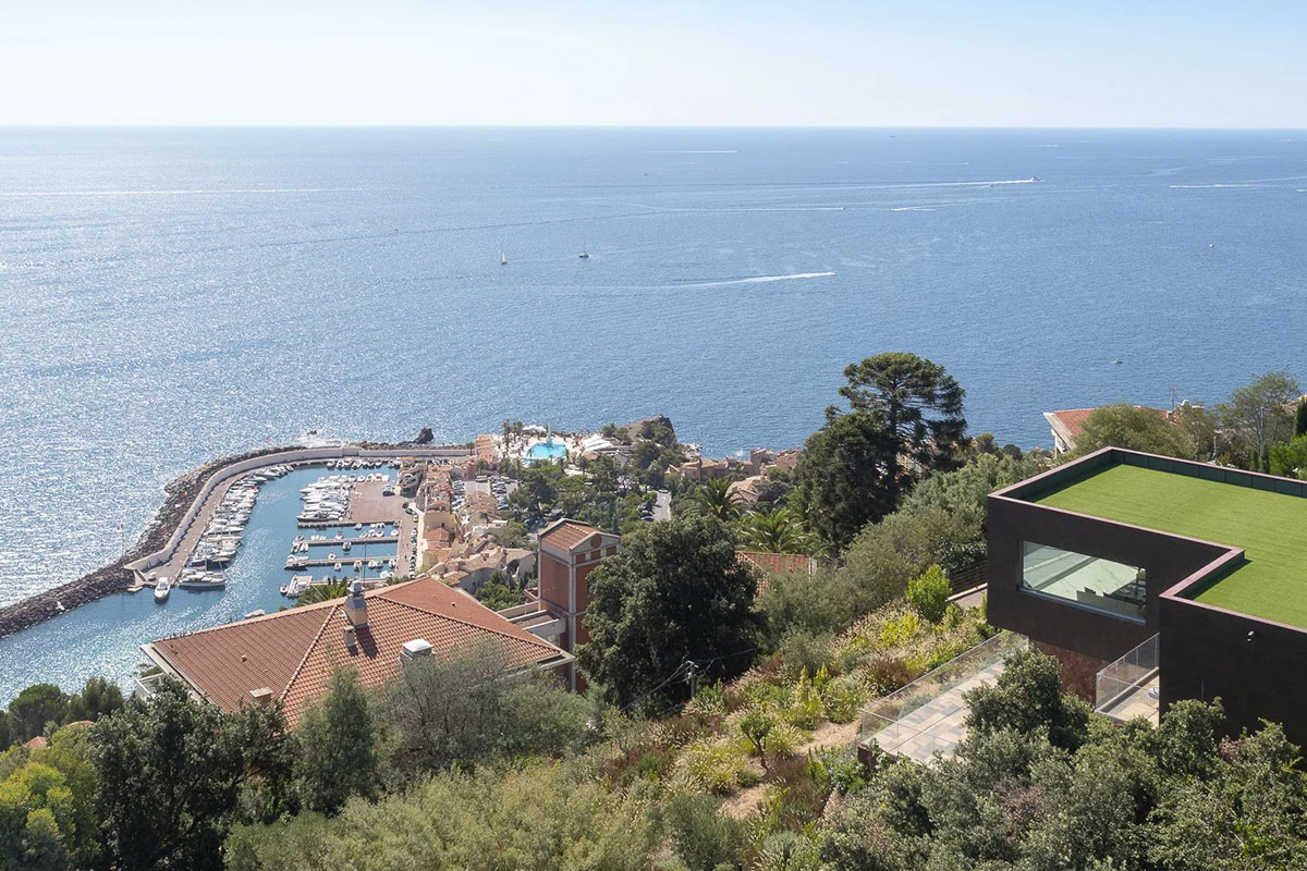 Luxury Théoule-sur-mer holiday rentals | Beauchamp Estates