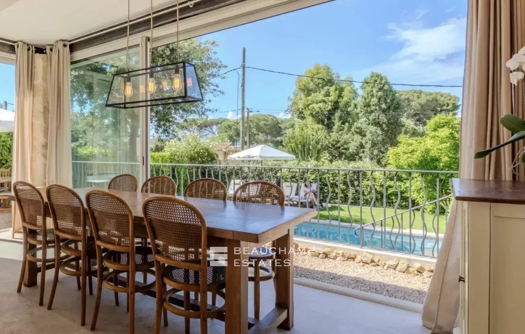 Cap d’Antibes 3 bedrooms villa Cap d’Antibes 3 bedrooms villa