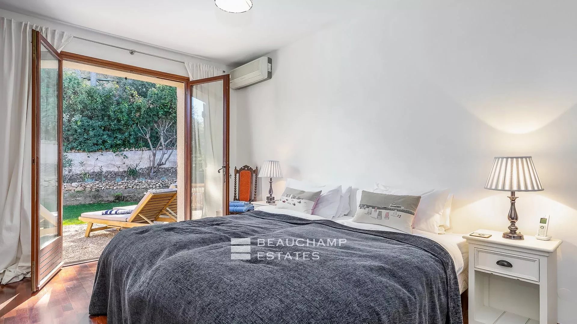 Cap d’Antibes 3 bedrooms villa Cap d’Antibes 3 bedrooms villa