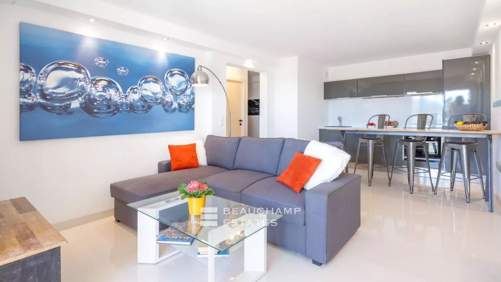 Modern waterfront apartment with sea views – Le Trayas – Le Cap Nérée