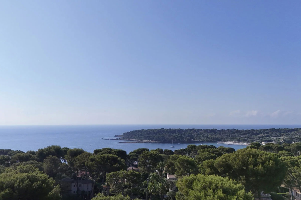 Luxury property for sale in Cap d'Antibes | Beauchamp Estates Luxury property for sale in Cap d'Antibes | Beauchamp Estates