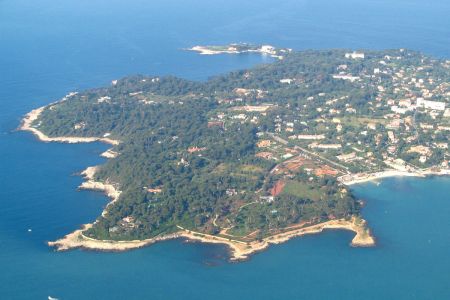 Luxury property for sale in Cap d'Antibes | Beauchamp Estates