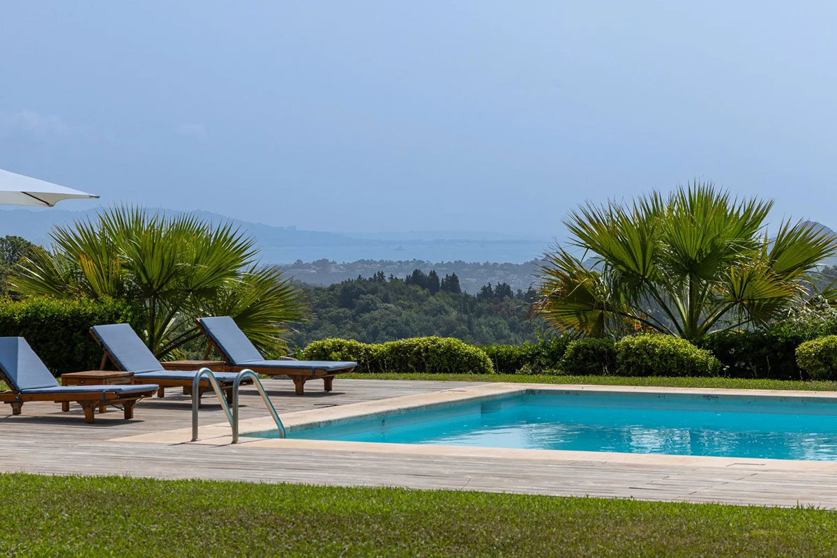 Luxury property for sale in Fréjus | Beauchamp Estates Luxury property for sale in Fréjus | Beauchamp Estates