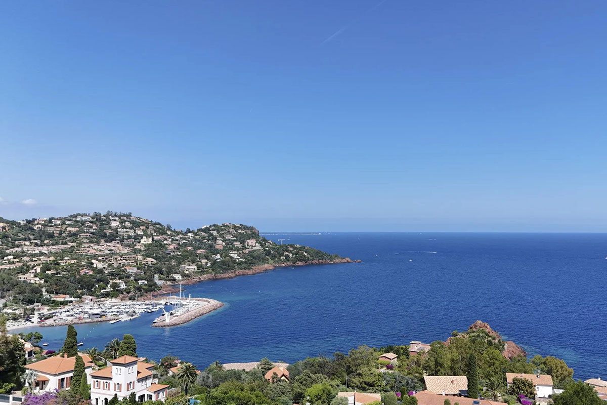 Luxury property for sale in Saint-Raphaël | Beauchamp Estates Luxury property for sale in Saint-Raphaël | Beauchamp Estates