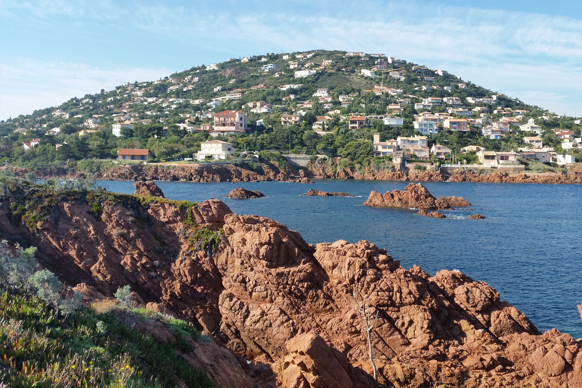 Luxury property for sale in Saint-Raphaël | Beauchamp Estates Luxury property for sale in Saint-Raphaël | Beauchamp Estates