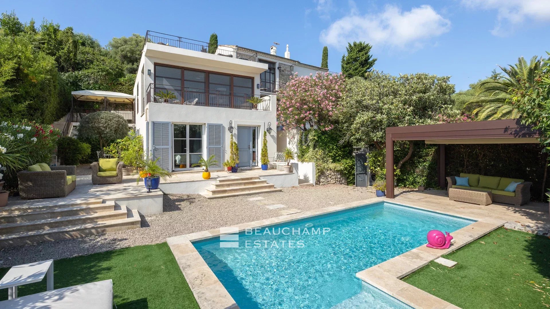 Superb Provencal 5 Bedrooms Villa Located In Antibes Superb Provencal 5 Bedrooms Villa Located In Antibes