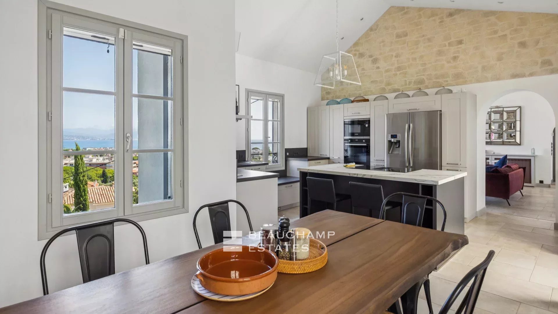 Superb Provencal 5 Bedrooms Villa Located In Antibes Superb Provencal 5 Bedrooms Villa Located In Antibes