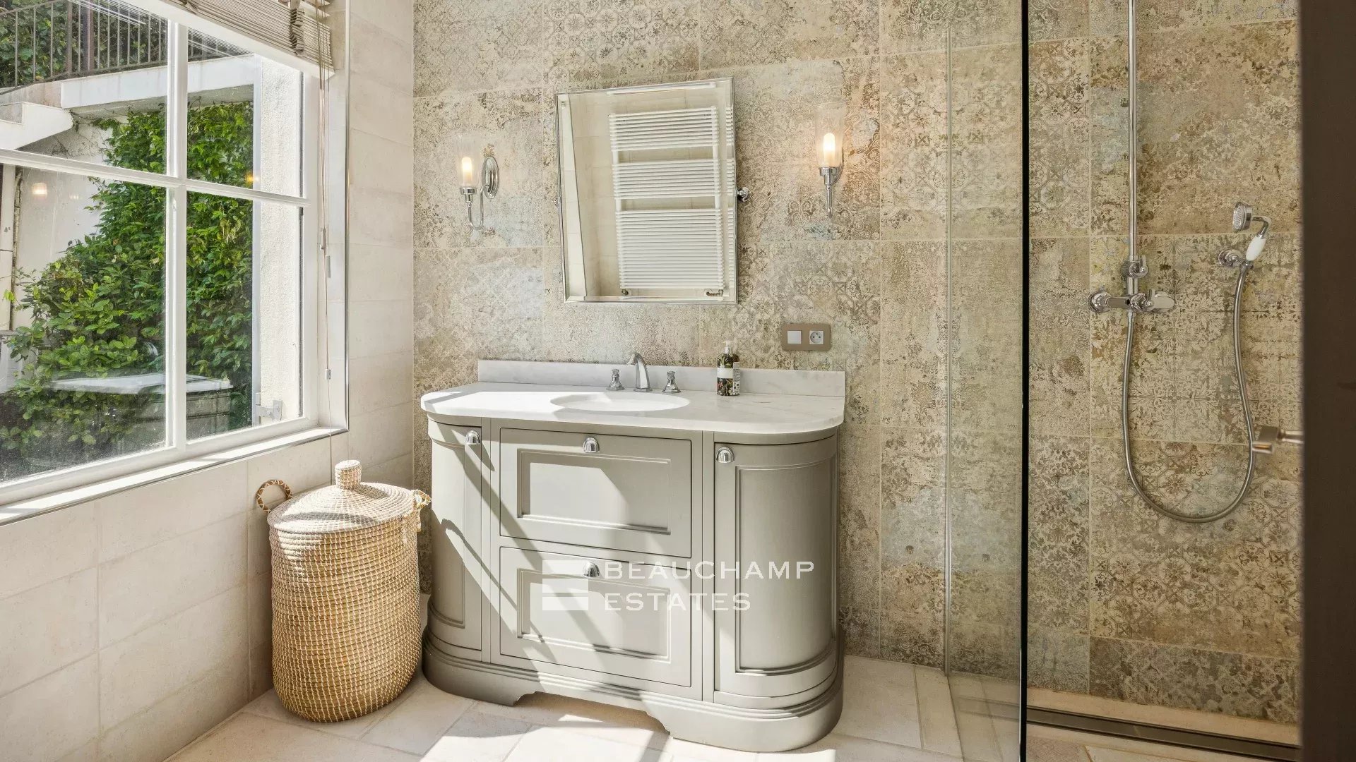 Superb Provencal 5 Bedrooms Villa Located In Antibes Superb Provencal 5 Bedrooms Villa Located In Antibes