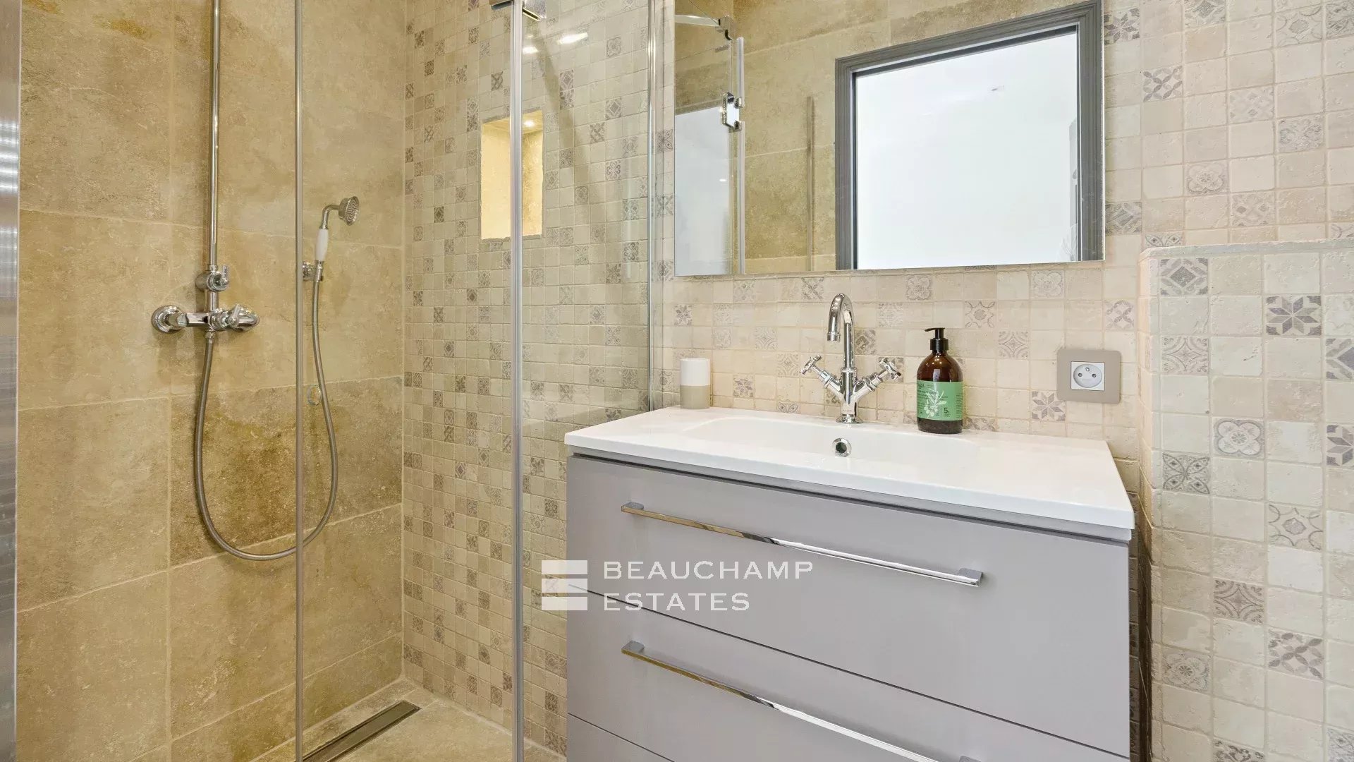 Superb Provencal 5 Bedrooms Villa Located In Antibes Superb Provencal 5 Bedrooms Villa Located In Antibes