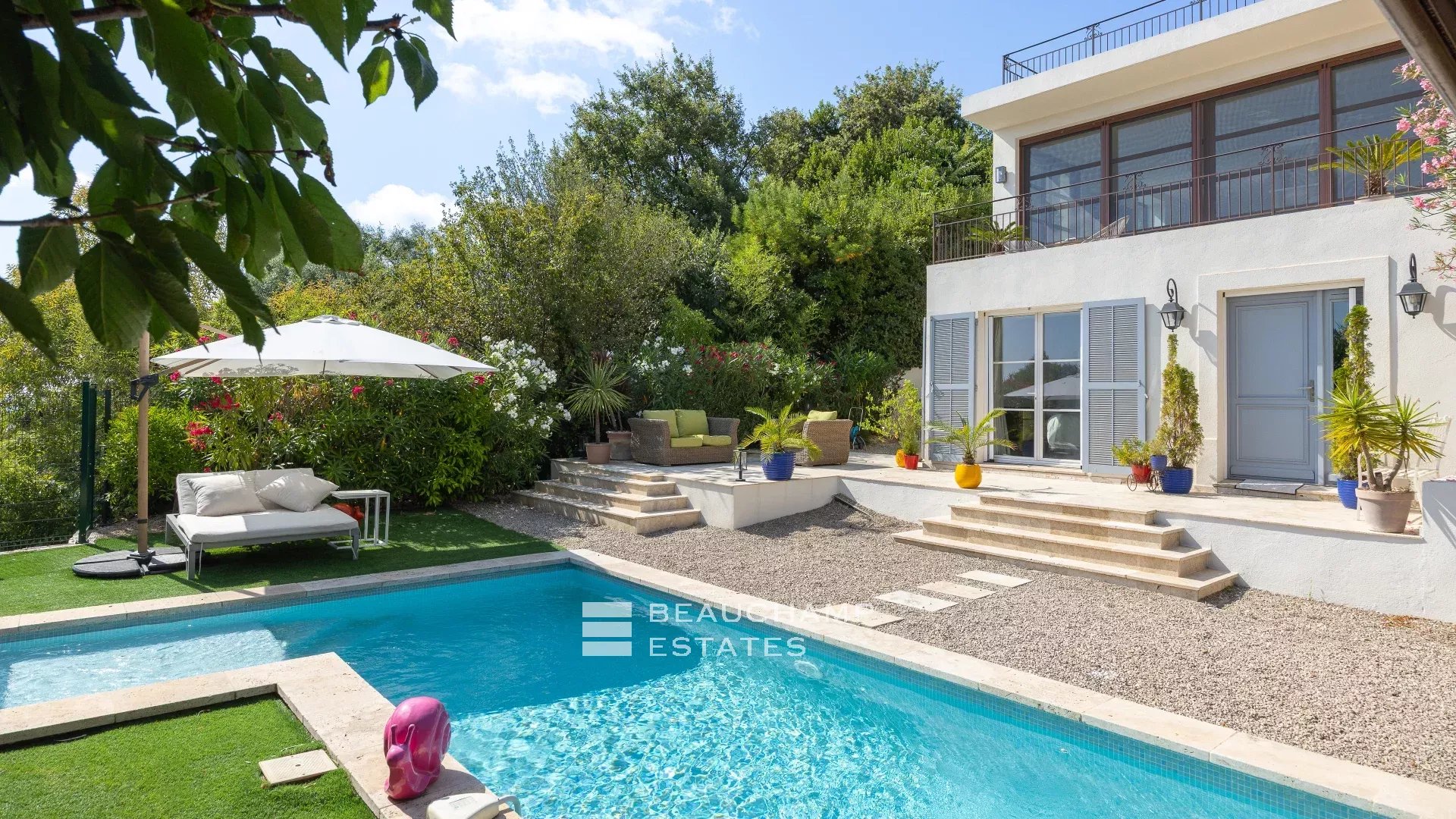 Superb Provencal 5 Bedrooms Villa Located In Antibes Superb Provencal 5 Bedrooms Villa Located In Antibes