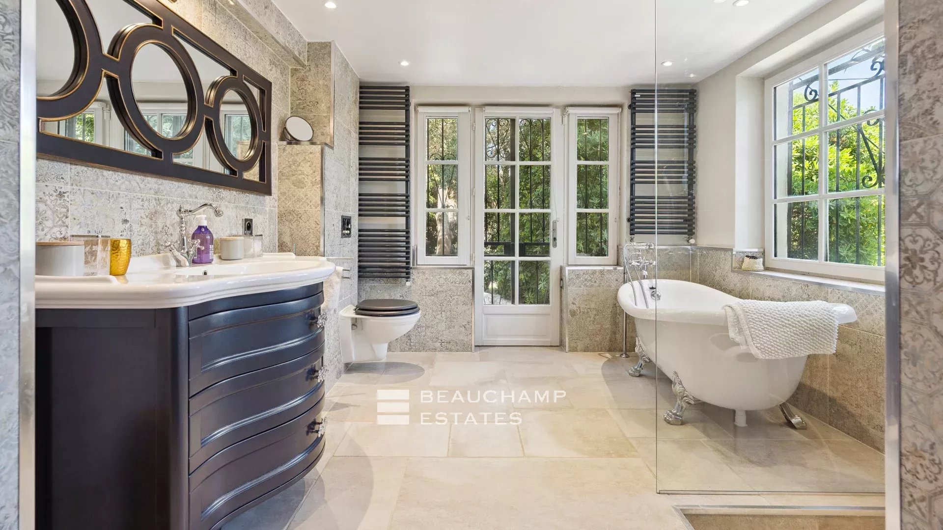 Superb Provencal 5 Bedrooms Villa Located In Antibes Superb Provencal 5 Bedrooms Villa Located In Antibes