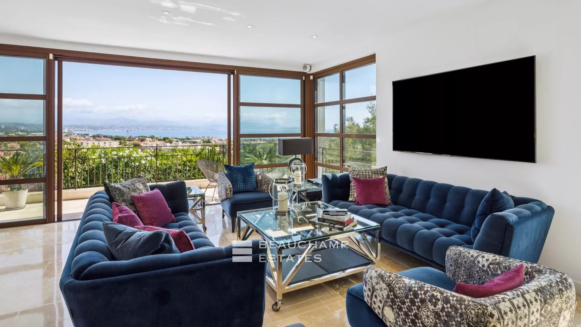 Superb Provencal 5 Bedrooms Villa Located In Antibes Superb Provencal 5 Bedrooms Villa Located In Antibes