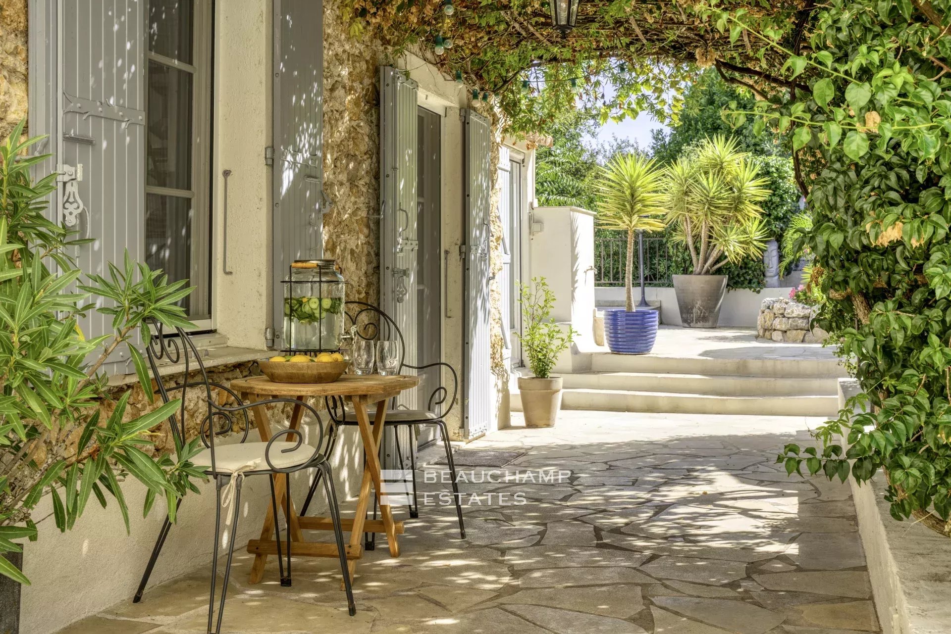 Superb Provencal 5 Bedrooms Villa Located In Antibes Superb Provencal 5 Bedrooms Villa Located In Antibes