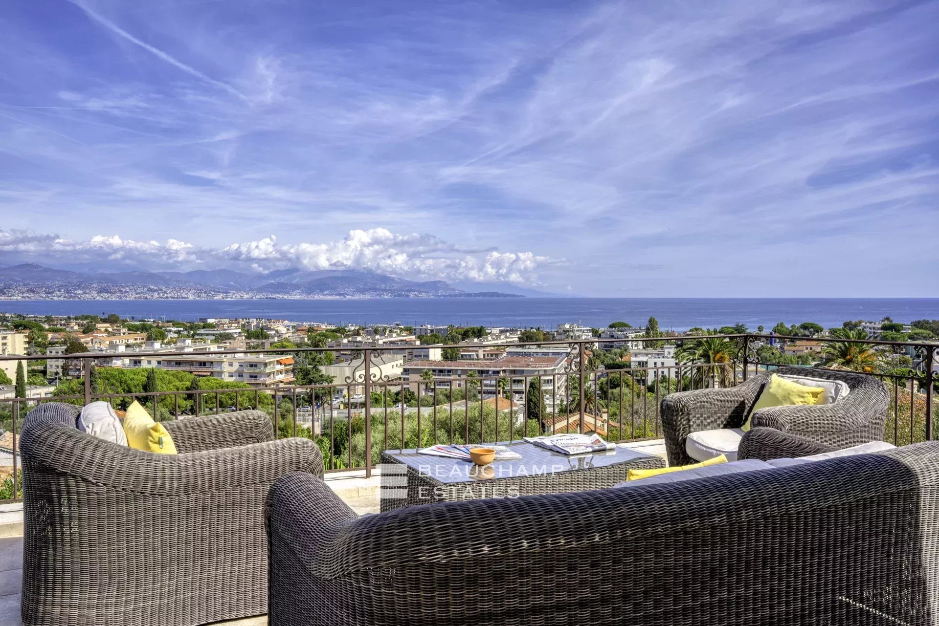 Superb Provencal 5 Bedrooms Villa Located In Antibes Superb Provencal 5 Bedrooms Villa Located In Antibes