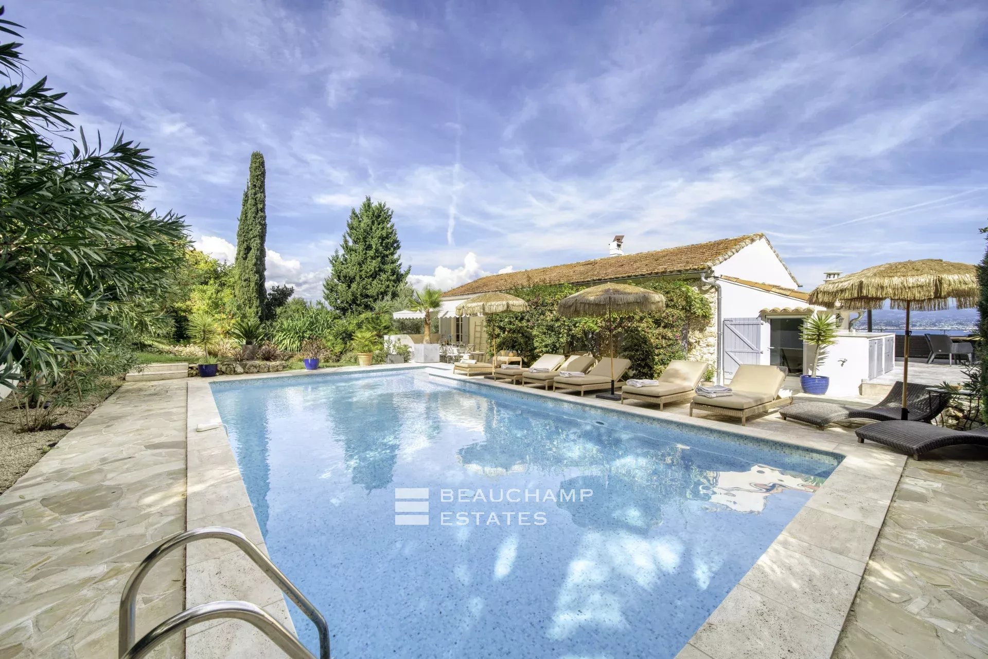 Superb Provencal 5 Bedrooms Villa Located In Antibes Superb Provencal 5 Bedrooms Villa Located In Antibes
