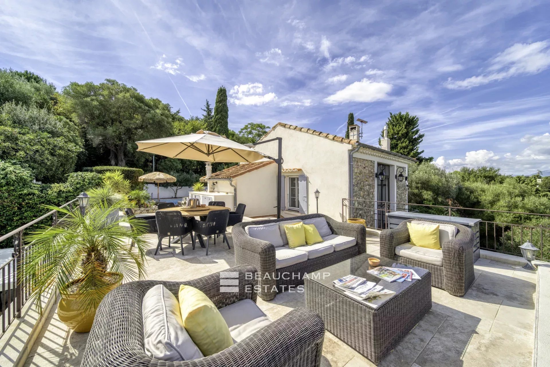 Superb Provencal 5 Bedrooms Villa Located In Antibes Superb Provencal 5 Bedrooms Villa Located In Antibes