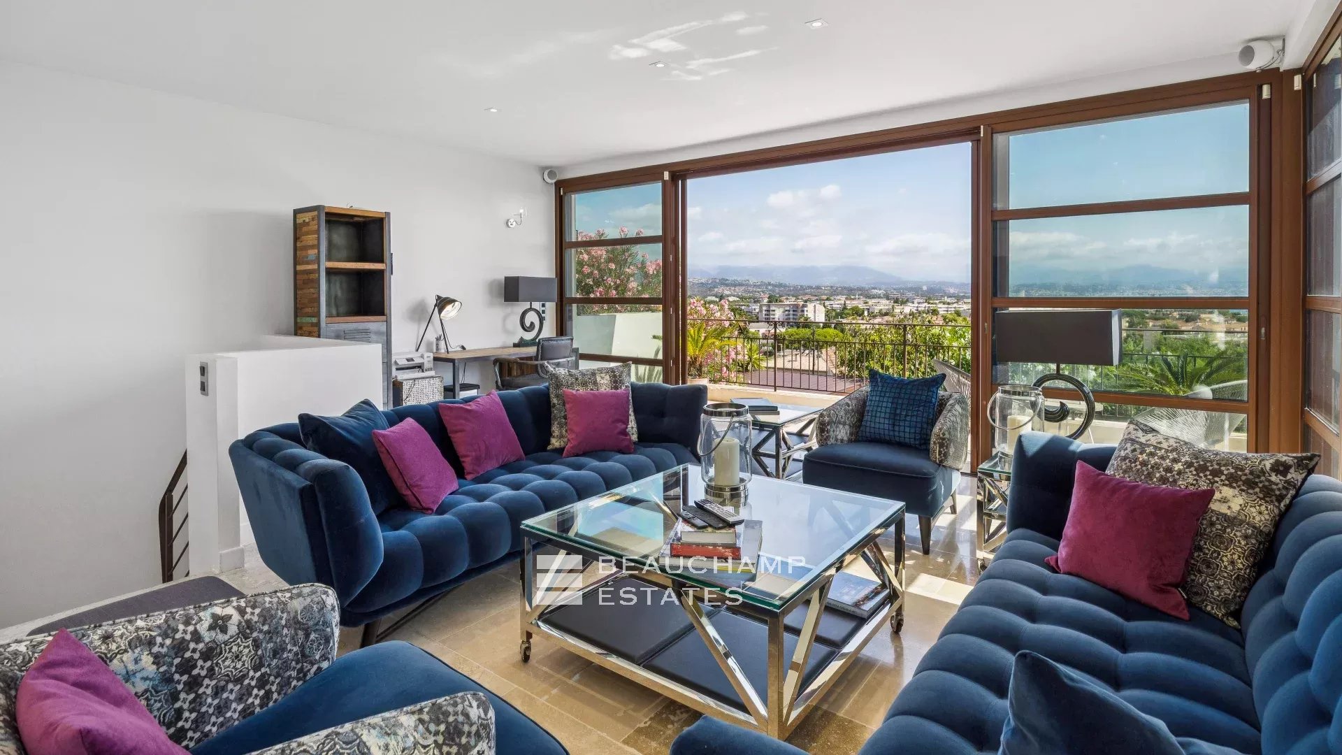 Superb Provencal 5 Bedrooms Villa Located In Antibes Superb Provencal 5 Bedrooms Villa Located In Antibes